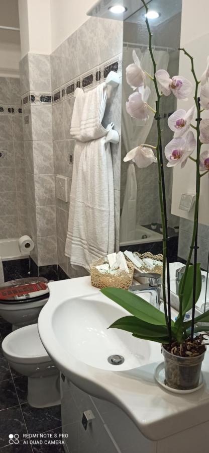 A Casa Di Silvia Apartment Рим Екстериор снимка